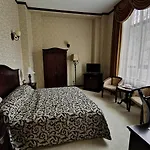 Carol Hotel 4*