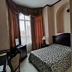 Carol Hotel